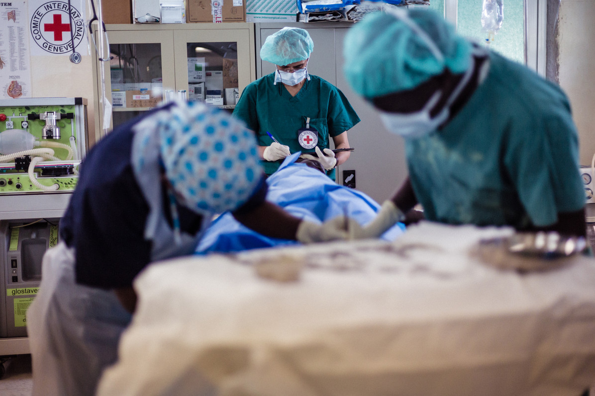 Doctors operating in Red Cross Hospital in South Sudan