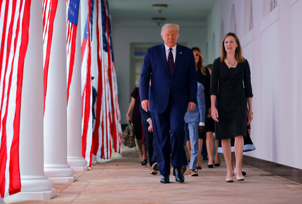 president trump and amy barrett