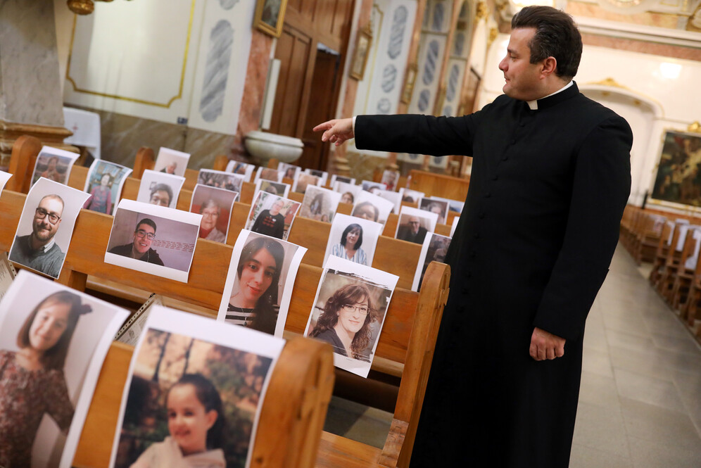 church sermon in spain without congregation due to coronavirus